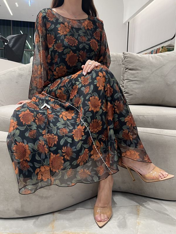 Organza M5awar embroidery